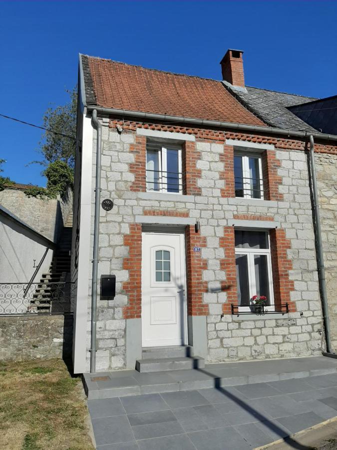 Maison De Campagne En Pierre Bleue-Wifi Et Parking Bousignies-sur-Roc Екстериор снимка
